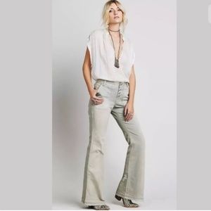 Free People🍒 Alpine Peak Destroyed Flare (12)